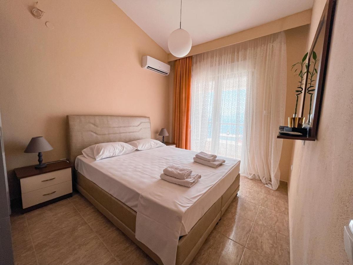 Athina Villa - Premier Sea PalaiónTsiflíkion Exteriör bild